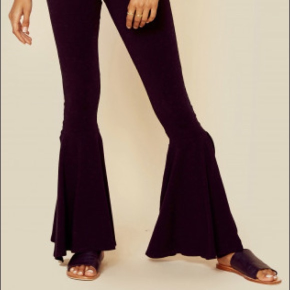 Planet Blue jersey bell bottom leggings - Picture 2 of 8